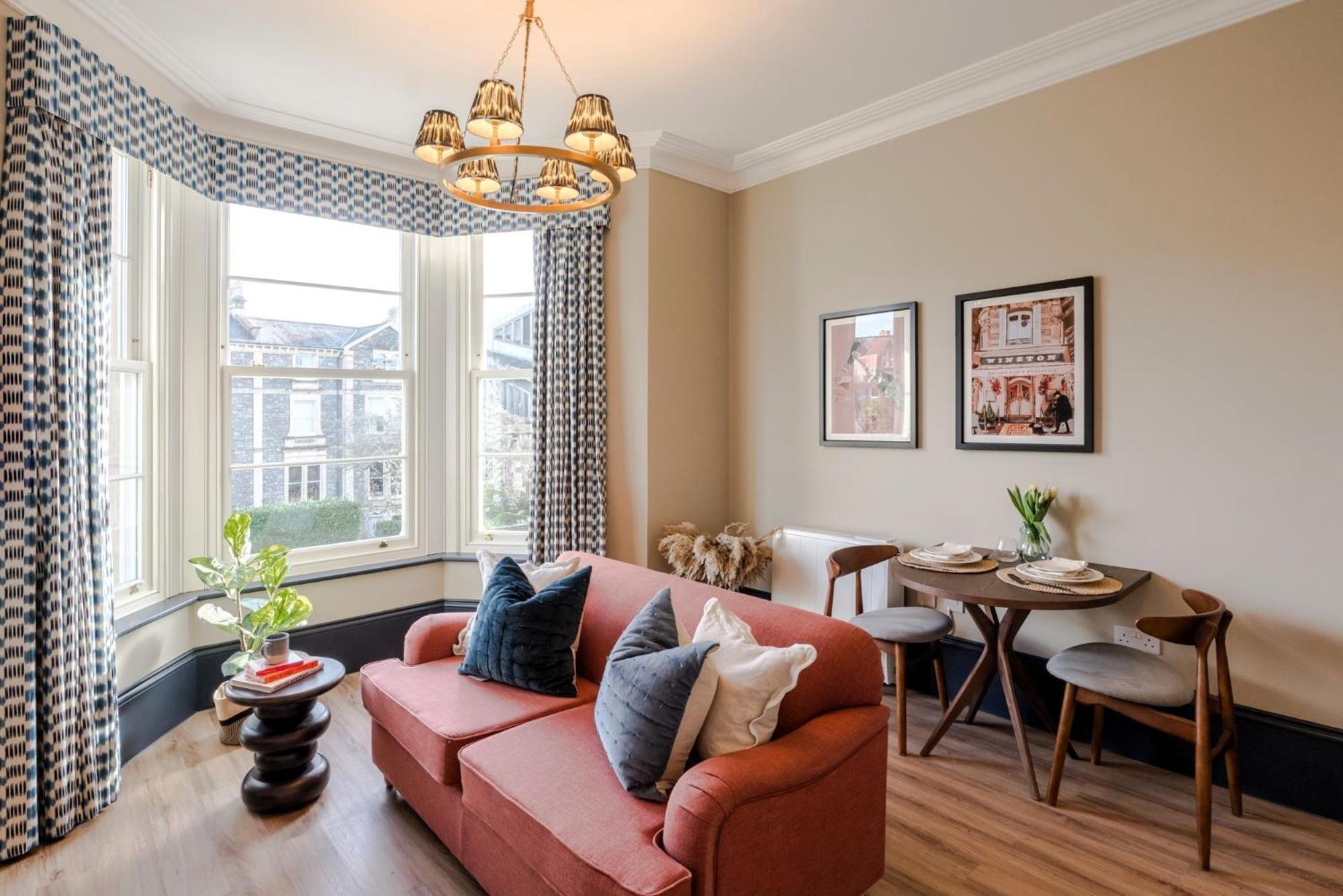 Pembroke House I Your Apartment Бристоль Экстерьер фото